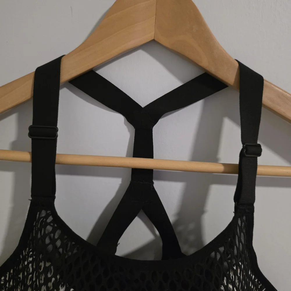 Victoria’s Secret Mesh Sports Bra 34D Black White Sheer Strappy Bra - Picture 5 of 9